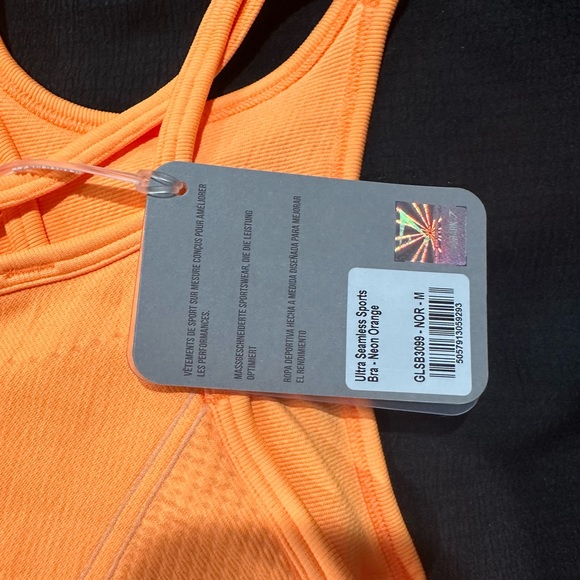 Brand new Gymshark sports bra - Picture 3 of 3